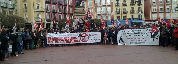 No sobra ningún trabajador de los hospitales, la salud no es un negocio