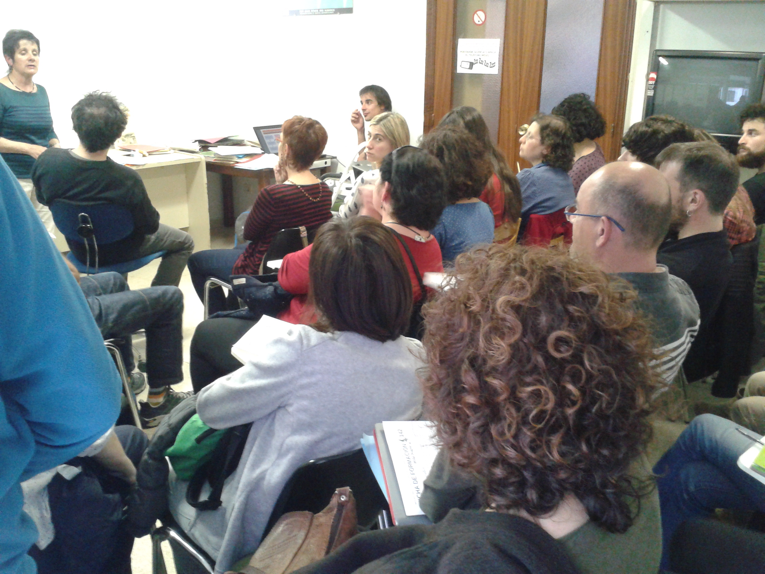 Crónica VI Jornadas de Educación CGT Burgos. «La eduación un proceso natural»