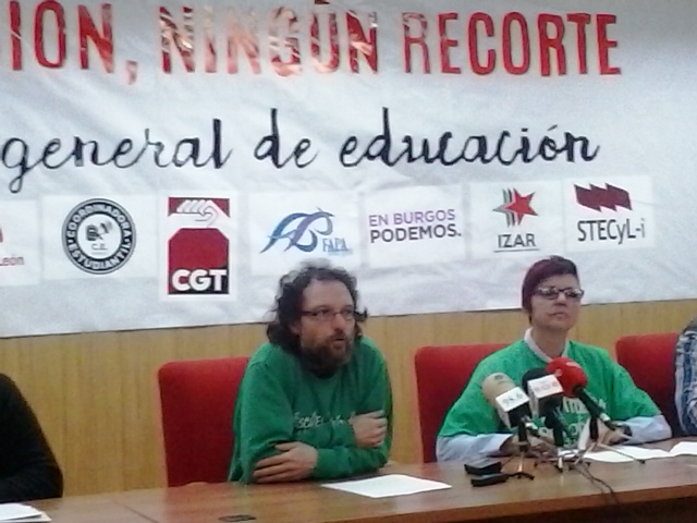 Presentación publica de la huelga general educativa 9 de marzo